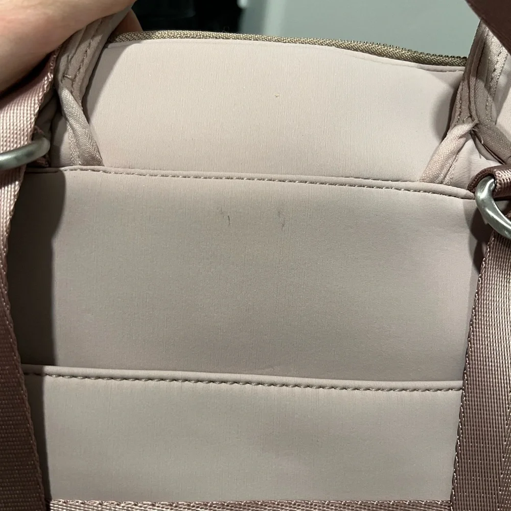 Freshly Picked Seoul Backpack - Picture 3 of 6